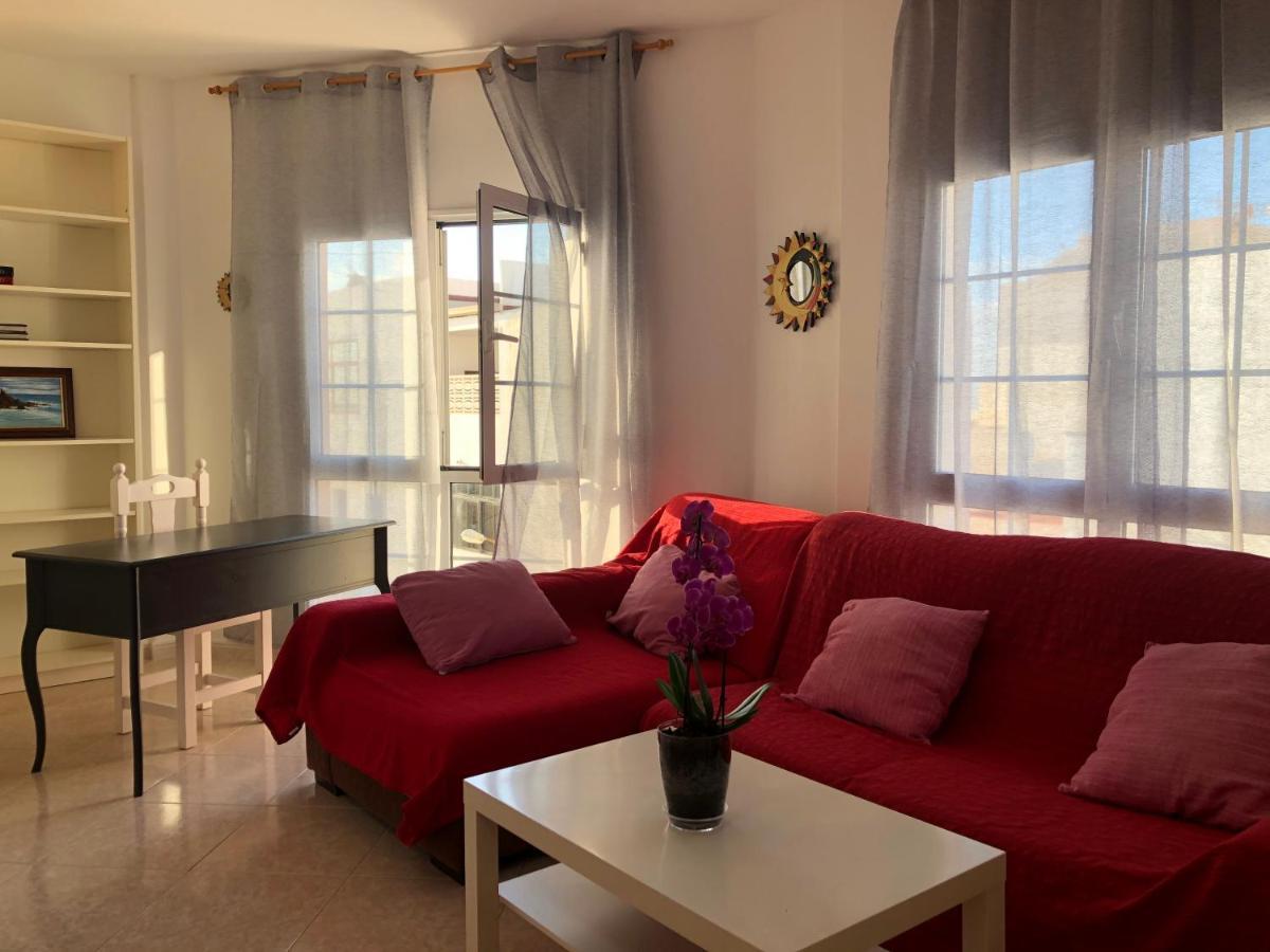 גראן טאראחל Apartamento Vistas Al Mar, Wifi De 600 Mb מראה חיצוני תמונה