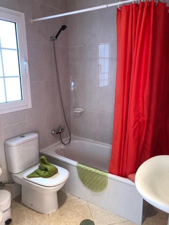 גראן טאראחל Apartamento Vistas Al Mar, Wifi De 600 Mb מראה חיצוני תמונה