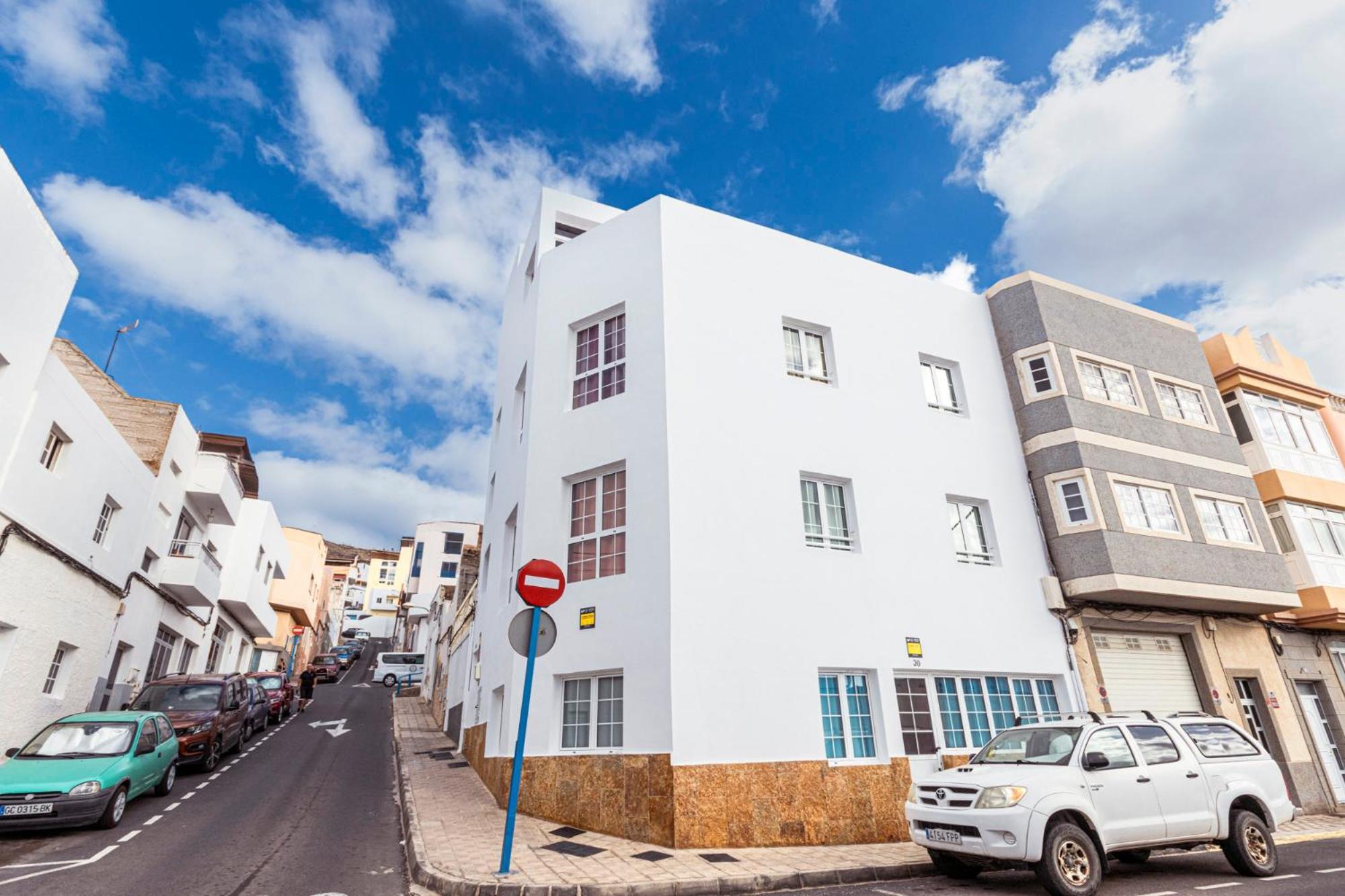 גראן טאראחל Apartamento Vistas Al Mar, Wifi De 600 Mb מראה חיצוני תמונה